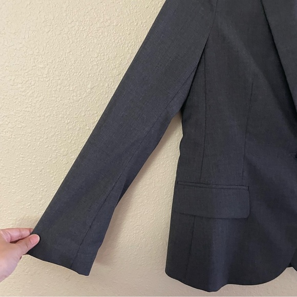 Theory Wool Blend 1 Button Blazer 3 Button Cuffs Lined Style 80001199 B18 Women - Picture 5 of 13